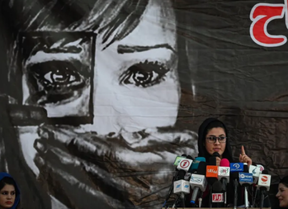 Les talibans réduisent les femmes en esclavage : une réalité que le monde ne peut ignorer